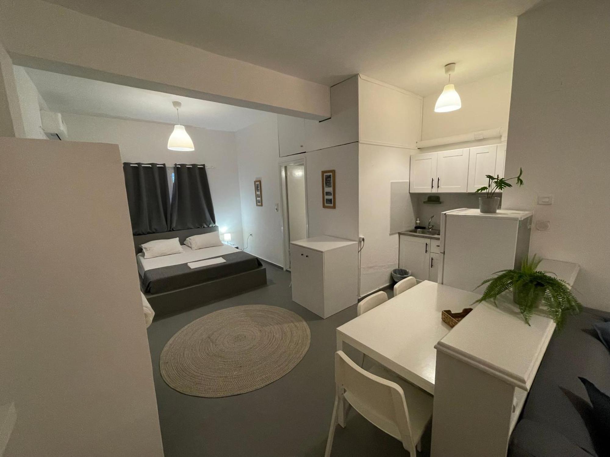 Spanos Apartments - Panteli Exteriör bild