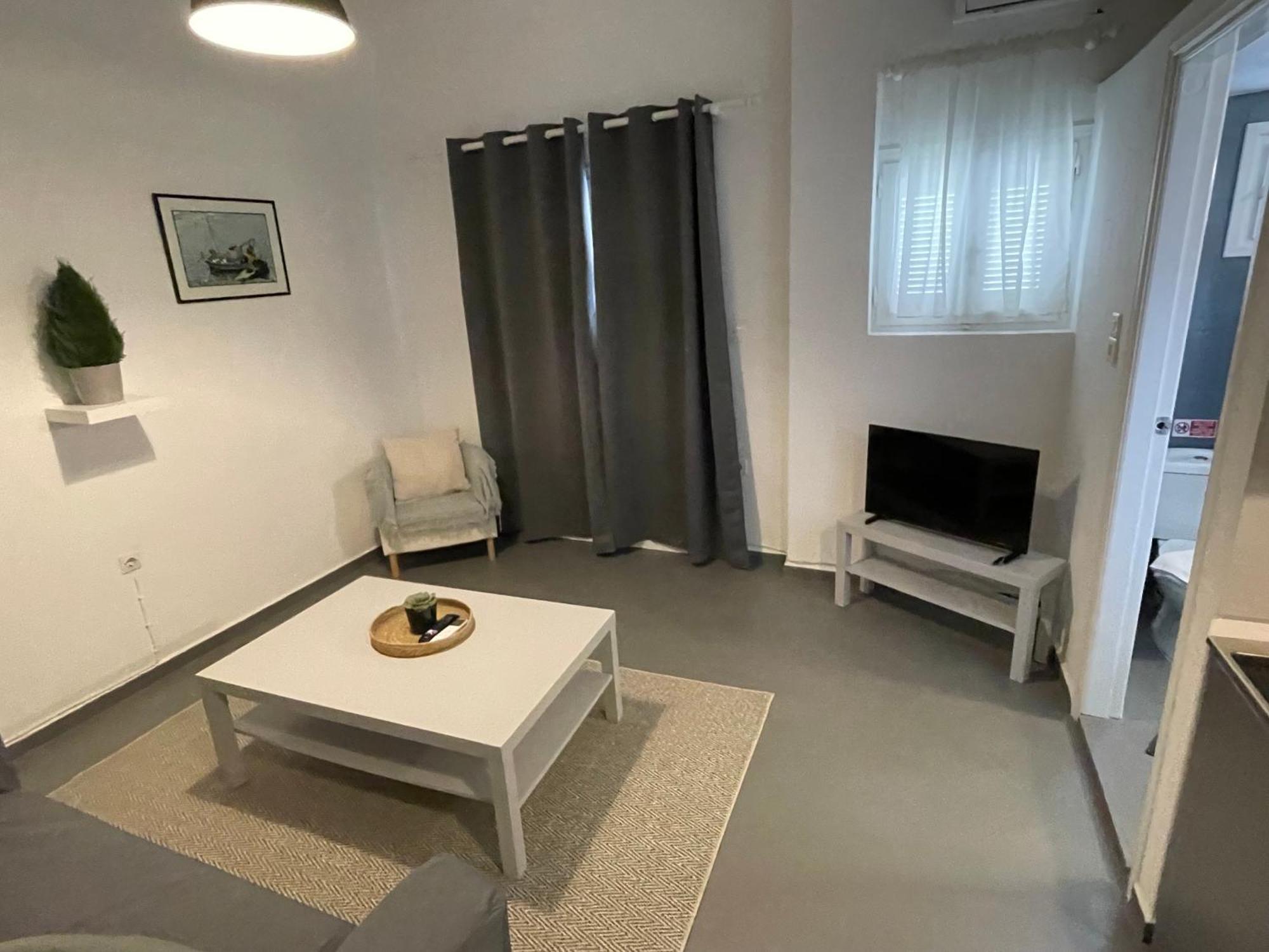 Spanos Apartments - Panteli Exteriör bild